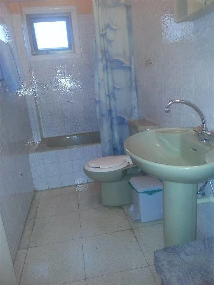 Milounapa Ajia Napa 2*,